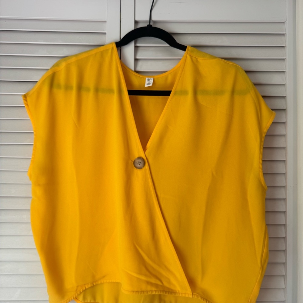 BP Multicolored Cap Sleeve Crop Wrap Blouse